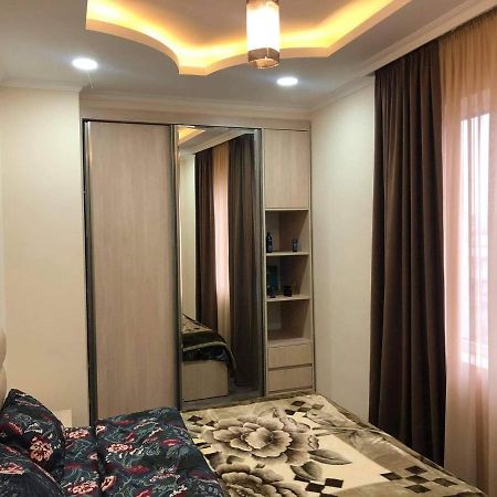 George-Groups Apartment คูทายสิ ภายนอก รูปภาพ