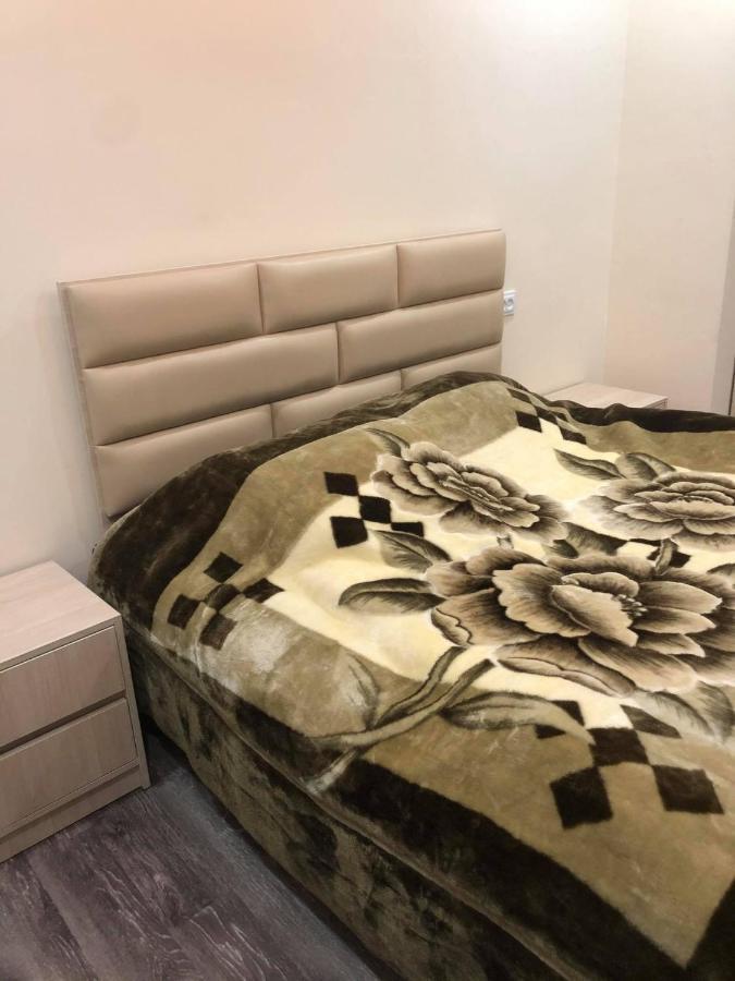 George-Groups Apartment คูทายสิ ภายนอก รูปภาพ
